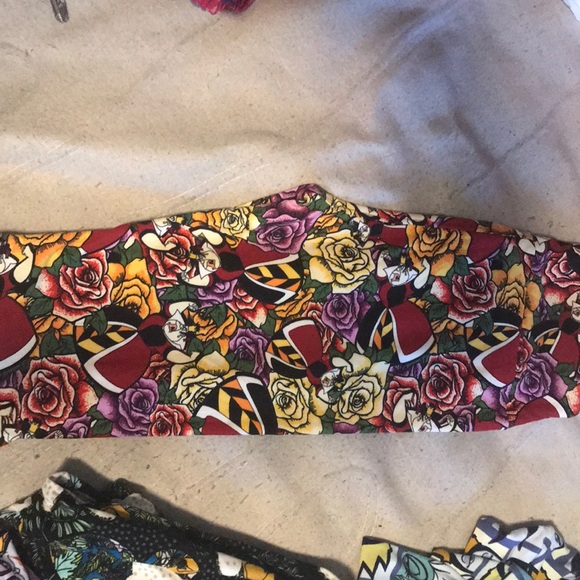 Disney Lularoe red queen villain collection - Picture 2 of 3